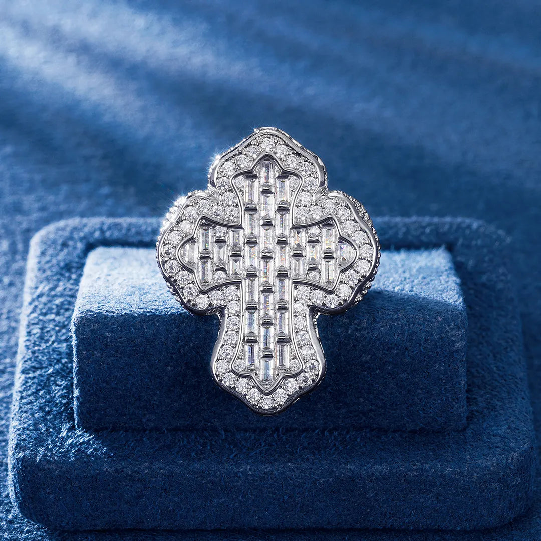 Valentine’s Day gift: gold hip hop ring